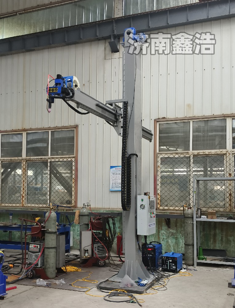 重型焊接操作機，智能數(shù)控，自動焊接