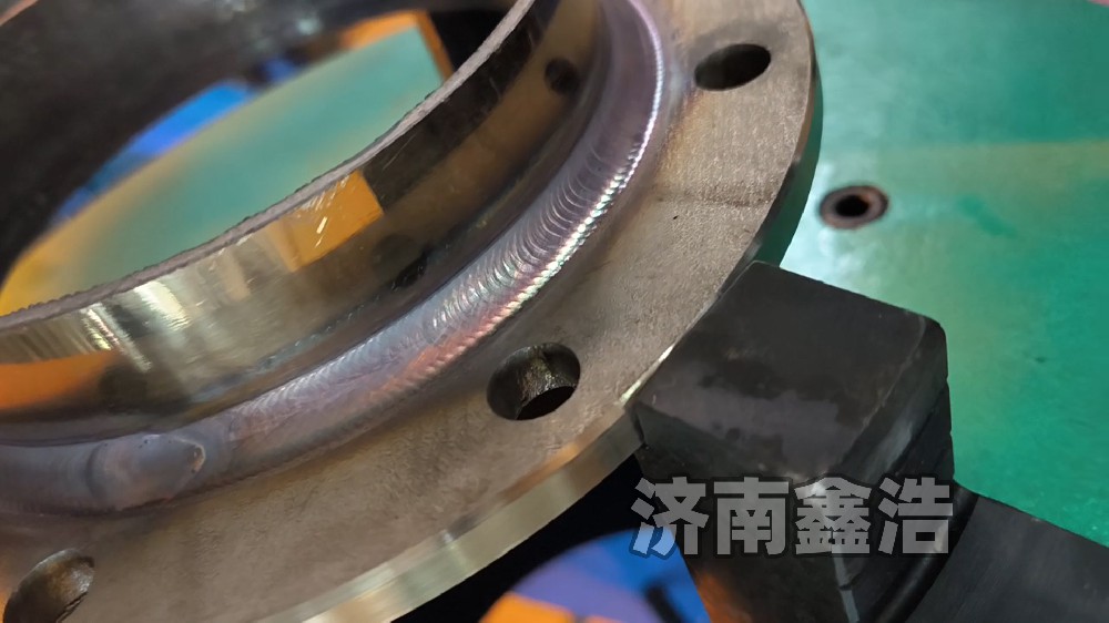管法蘭氬弧自動(dòng)焊1140，智能數(shù)控，成型美觀